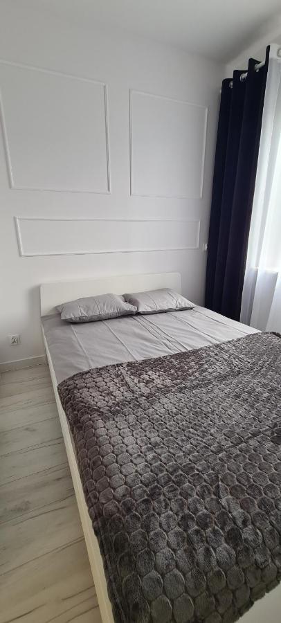 44 - Apartamenty Siedlce - Nowy Apartament W Centrum Przy Ul Czerwonego Krzyza Exterior foto